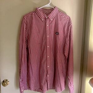 Vineyard Vines UGA drsss shirt